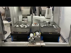 Montagelinie für elektrische Steckdose mit Portalenmechanismus zur Umdrehung